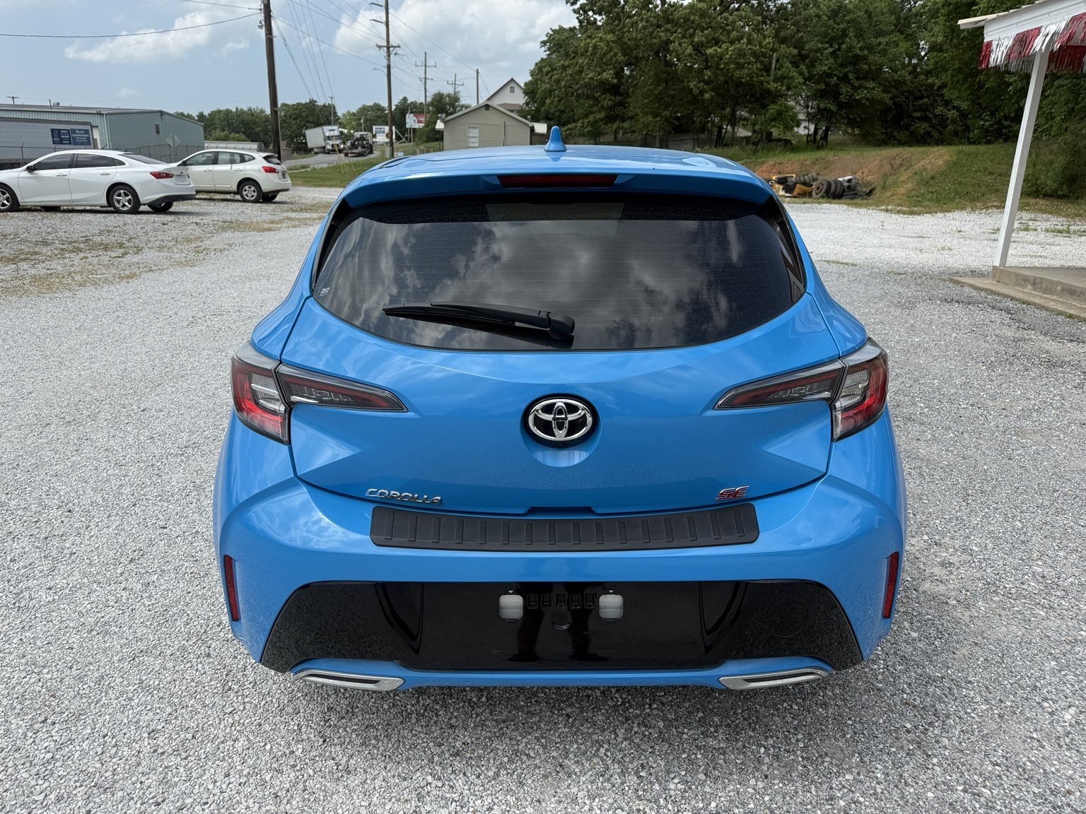 2022 Toyota Corolla Hatchback SE photo 3