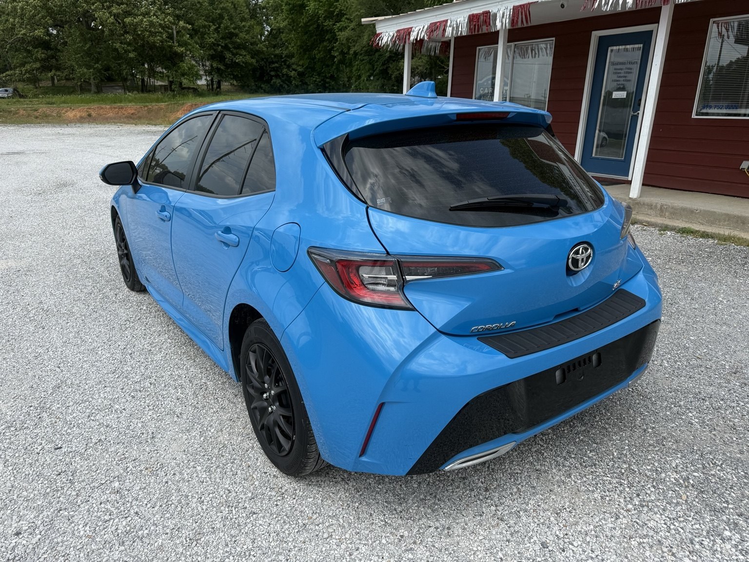2022 Toyota Corolla Hatchback SE photo 4