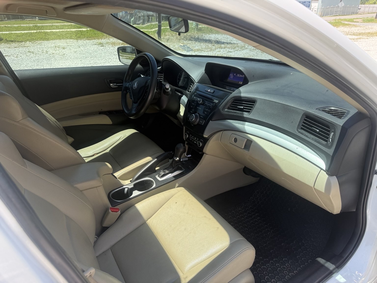 2017 Acura ILX photo 6